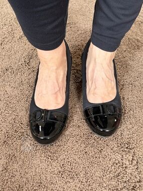 Clarks Black Patent Cap-Toe Ballet Flats with Bow Accent